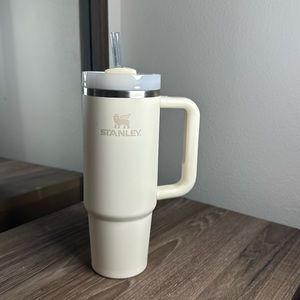 Stanley Tumbler White